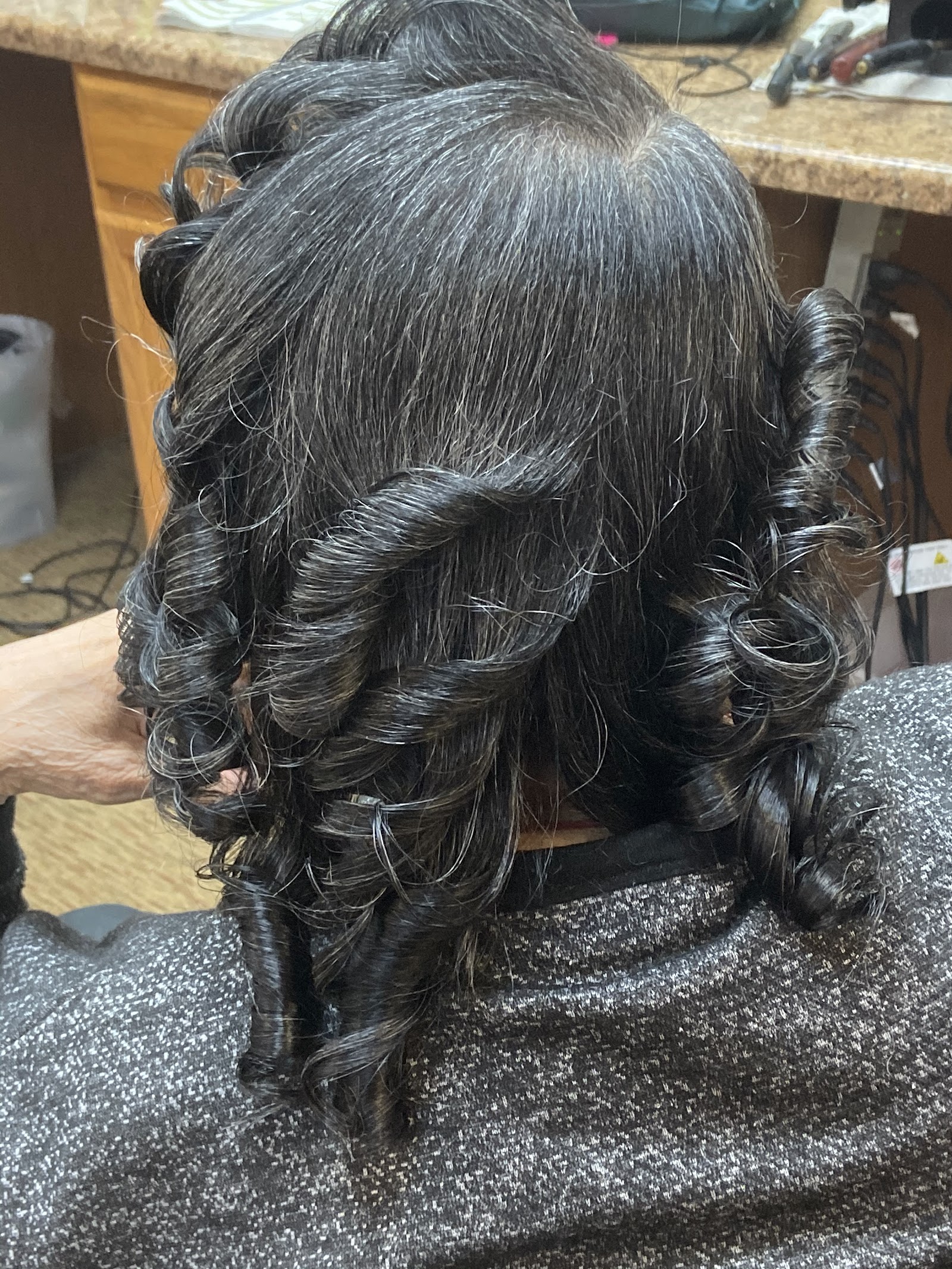 Finesse 1 hair nail and barber — photo