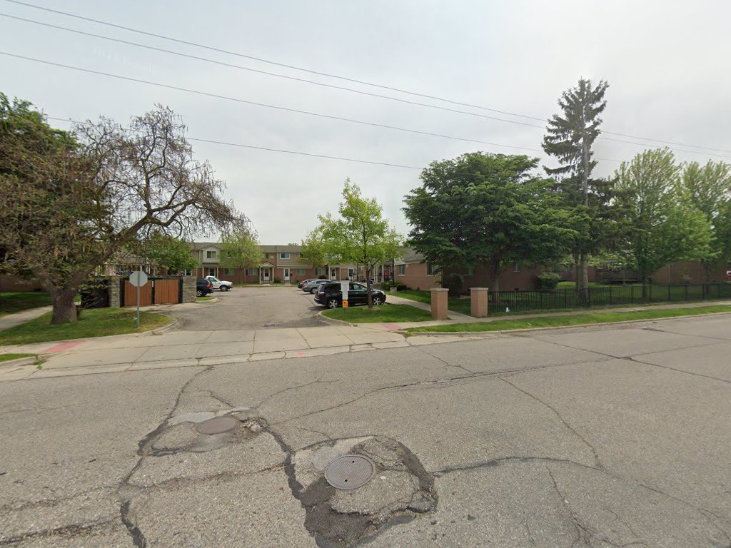 Krosscolor waistbeads in Ypsilanti