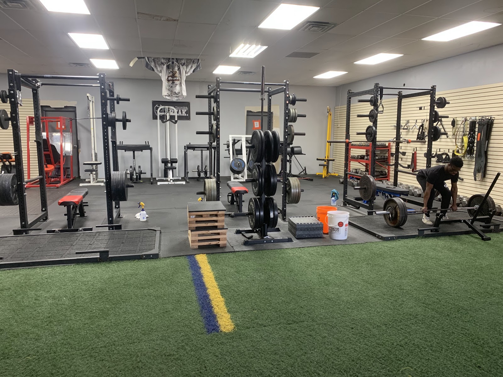 Rusty Barbell Strength & Conditioning — photo