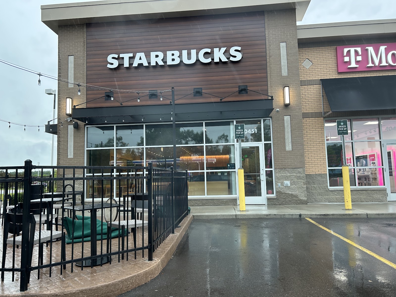 Starbucks Coffee Company in Ypsilanti