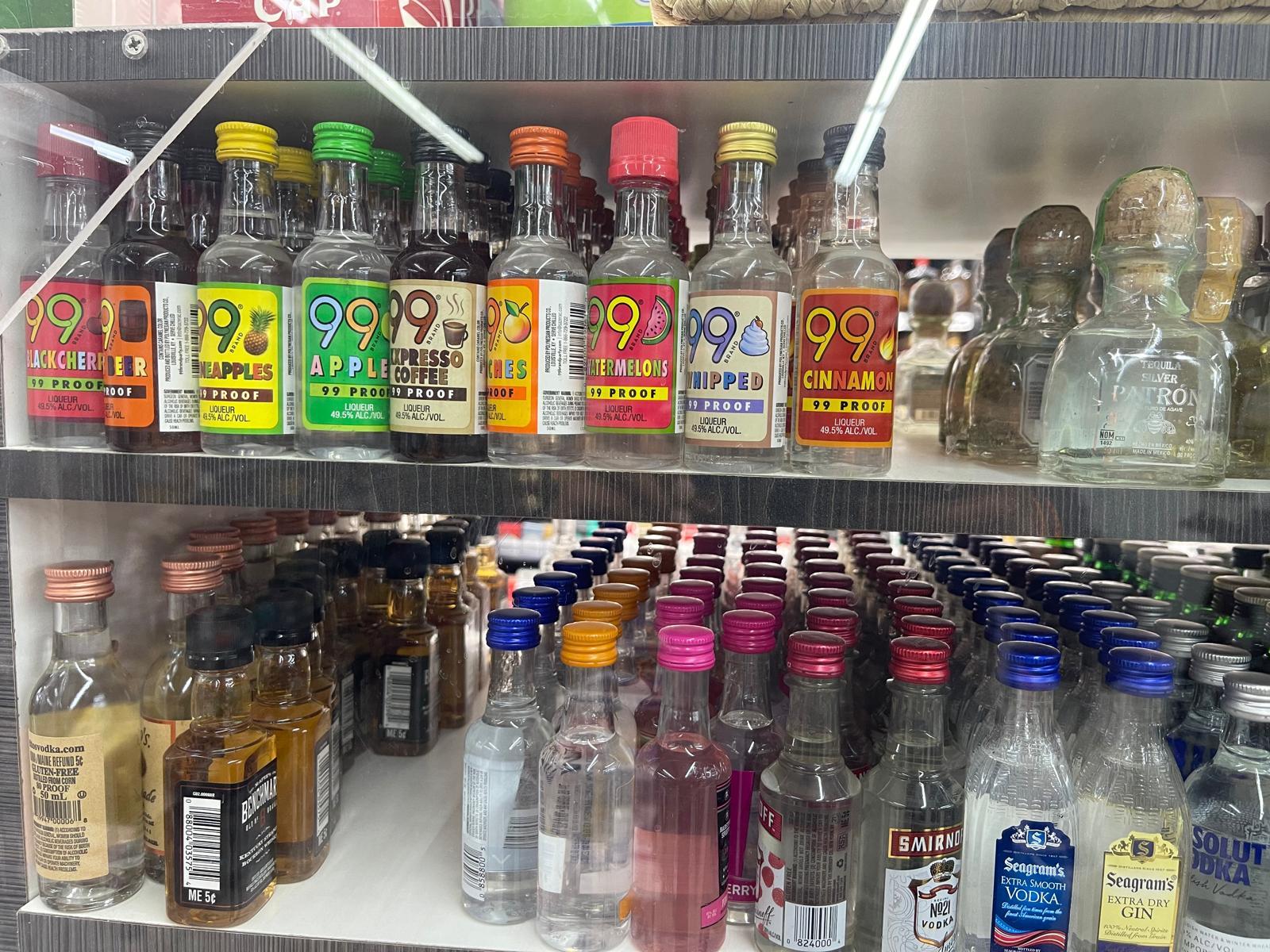 YPSI LIQUOR -MOBIL GAS STATION — photo